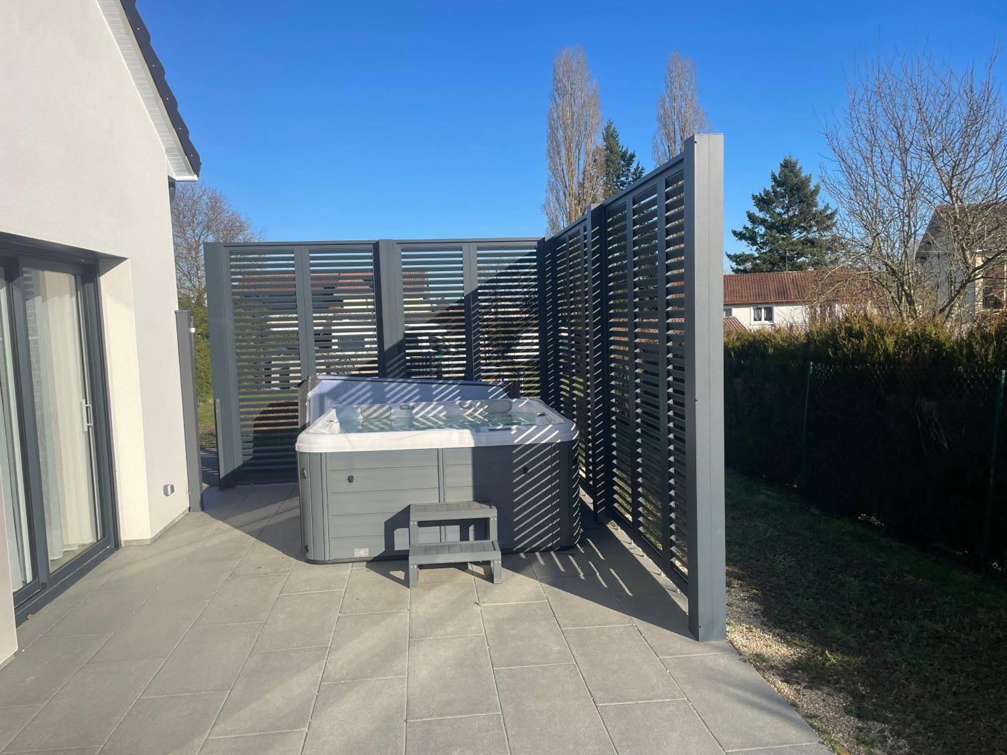 Logis Hotel Restaurant La Vraine Gironcourt-sur-Vraine Exteriör bild